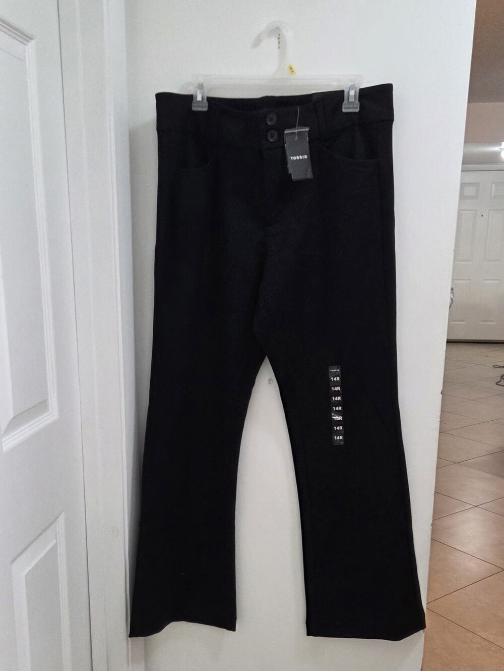 NWT Torrid Studio Trouser Bootcut Ponte Pant in Deep Black, 14R